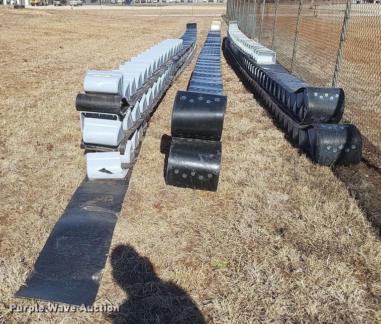 image for item MI9893 Elevator belting with buckets 