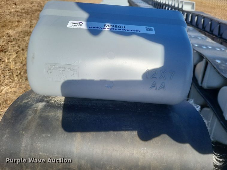 image for item MI9893 Elevator belting with buckets 