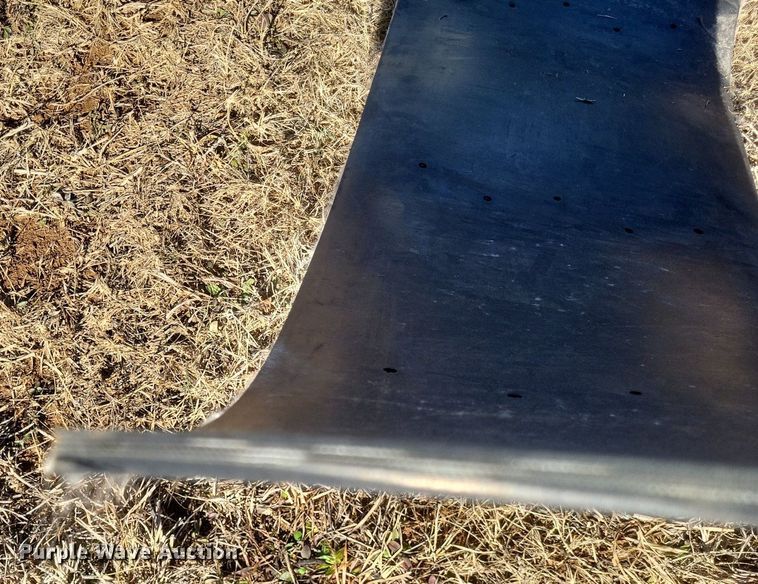 image for item MI9893 Elevator belting with buckets 