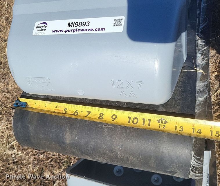 image for item MI9893 Elevator belting with buckets 