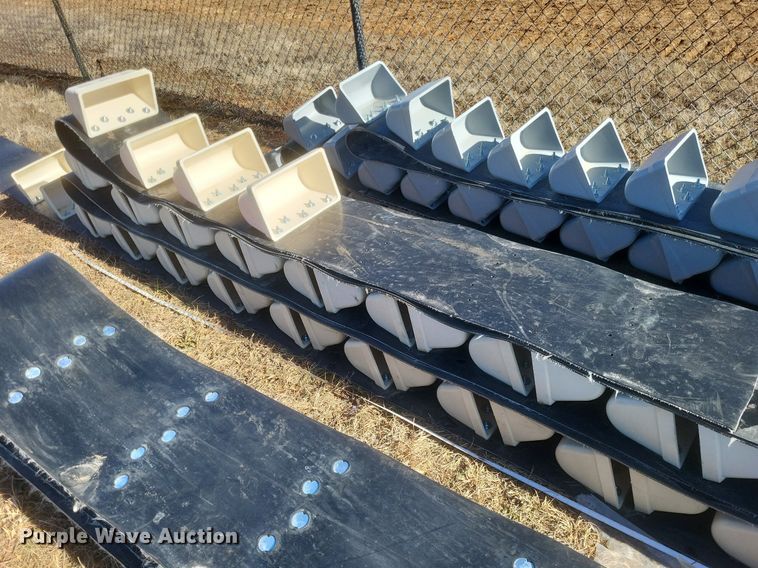 image for item MI9894 Elevator belting with buckets 