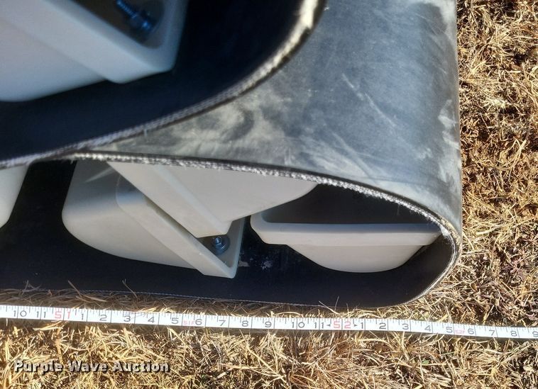 image for item MI9894 Elevator belting with buckets 