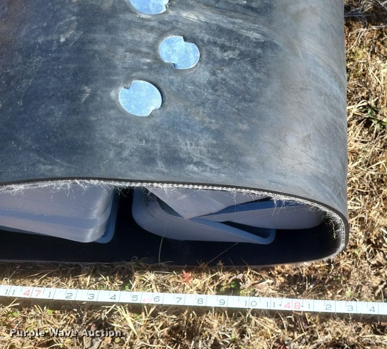 image for item MI9895 Elevator belting with buckets 