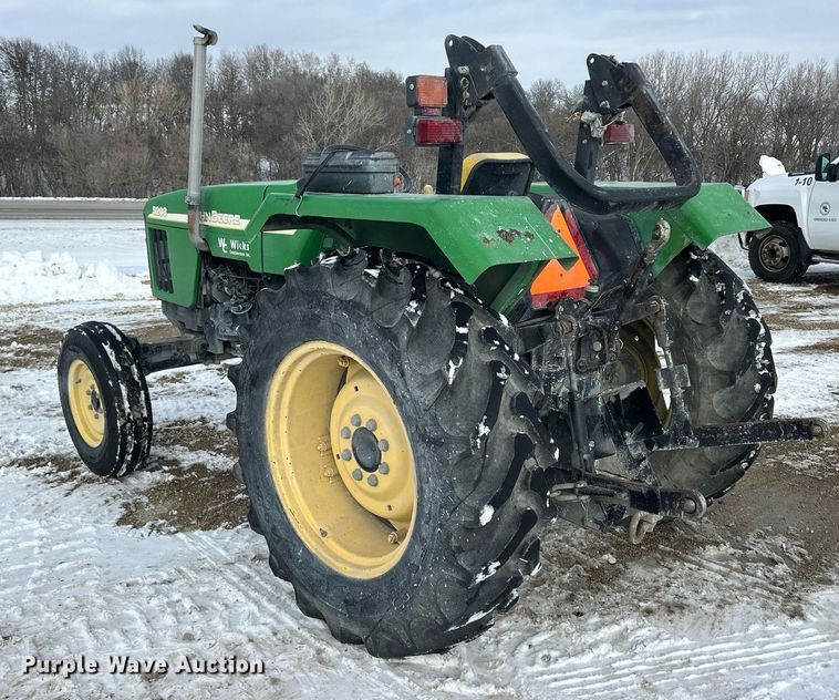 image for item MO9148 2005 John Deere 5203 tractor