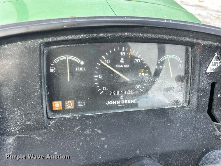 image for item MO9148 2005 John Deere 5203 tractor