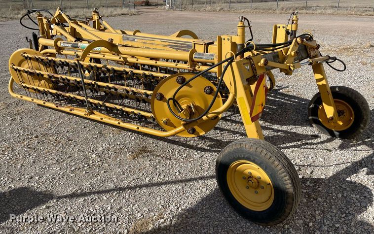 image for item NA9752 Vermeer R2300 hay rake