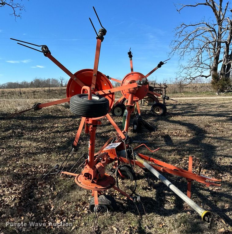 image for item NA9755 Kuhn GF5001TH hay tedder