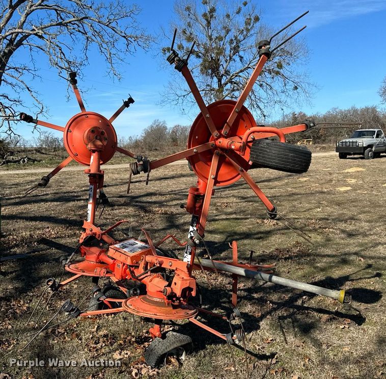 image for item NA9755 Kuhn GF5001TH hay tedder