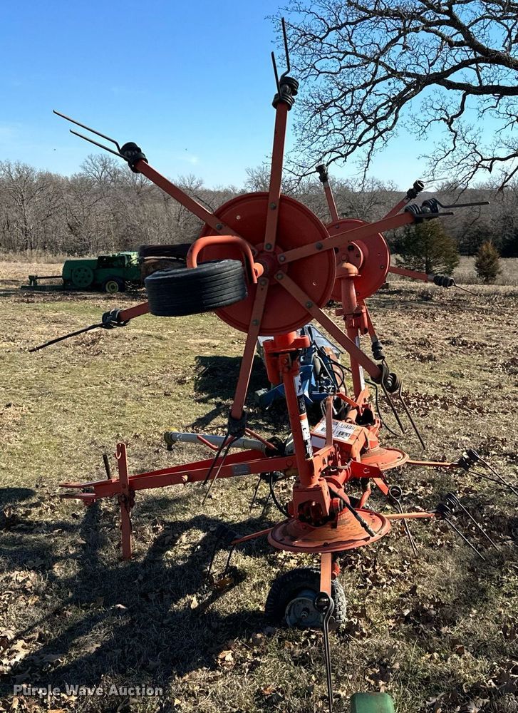 image for item NA9755 Kuhn GF5001TH hay tedder