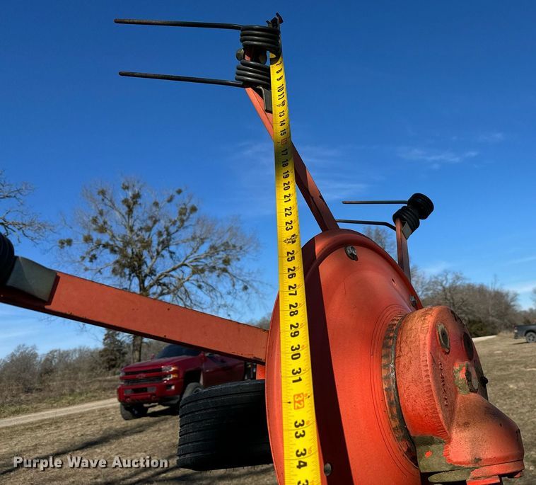 image for item NA9755 Kuhn GF5001TH hay tedder