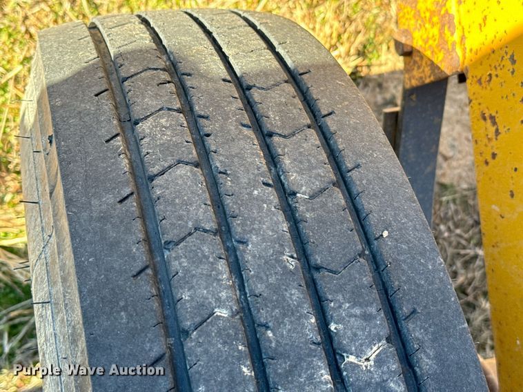 image for item NA9759 2005 Hay Van hay bale trailer