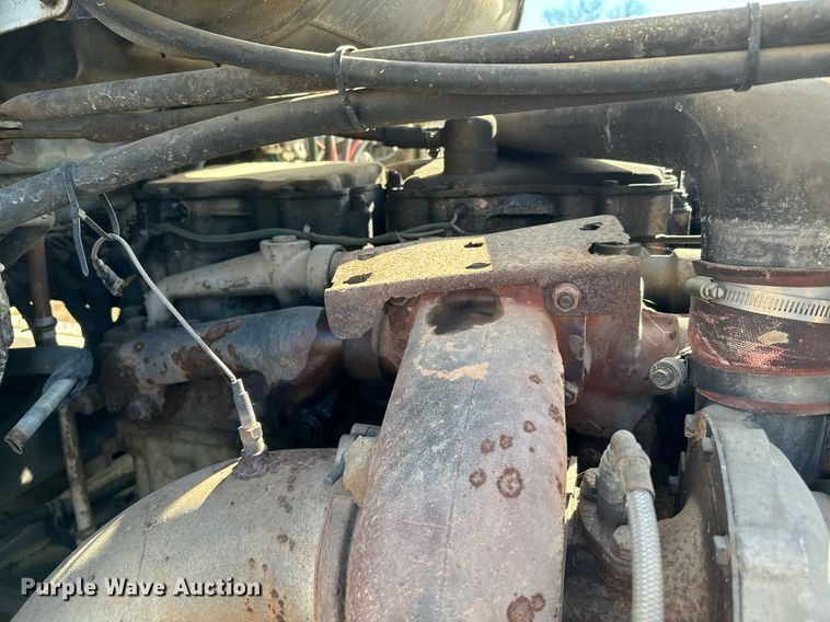 image for item NA9763 1989 Freightliner feed delivery truck