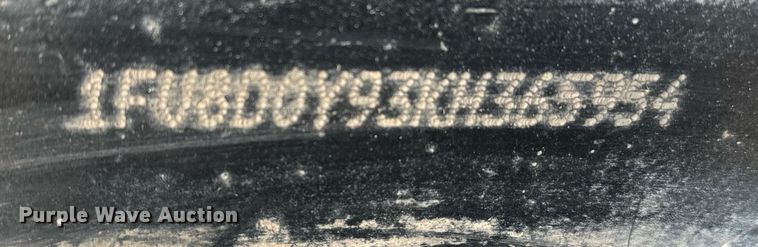 image for item NA9763 1989 Freightliner feed delivery truck