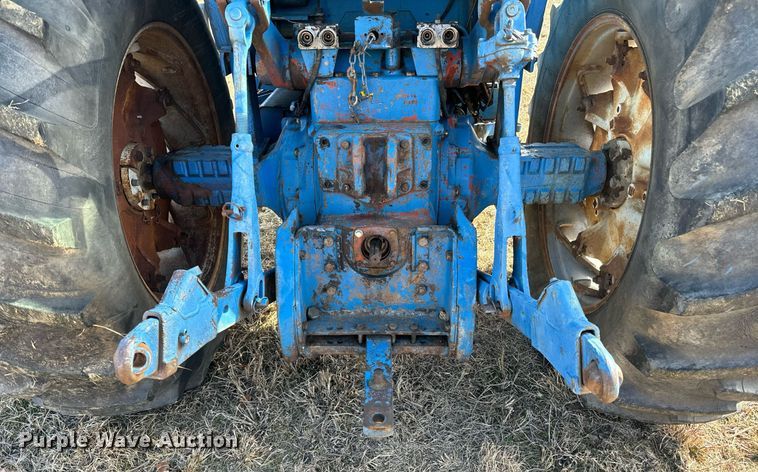 image for item NA9764 Ford 8700 tractor