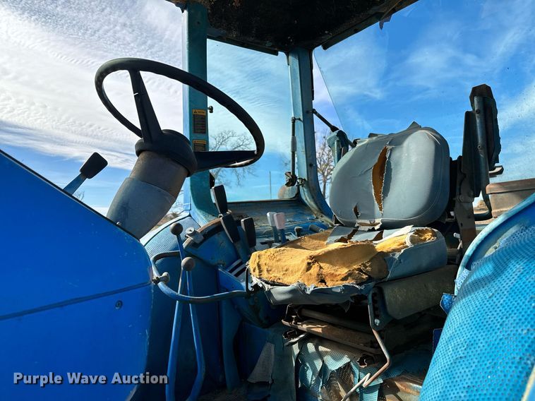 image for item NA9764 Ford 8700 tractor