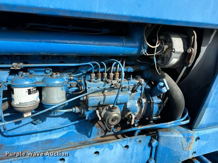 image for item NA9764 Ford 8700 tractor