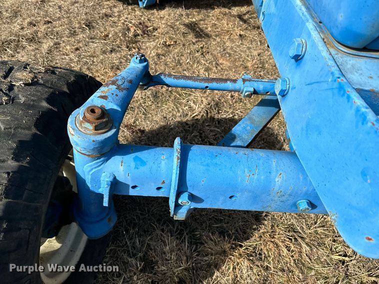 image for item NA9764 Ford 8700 tractor