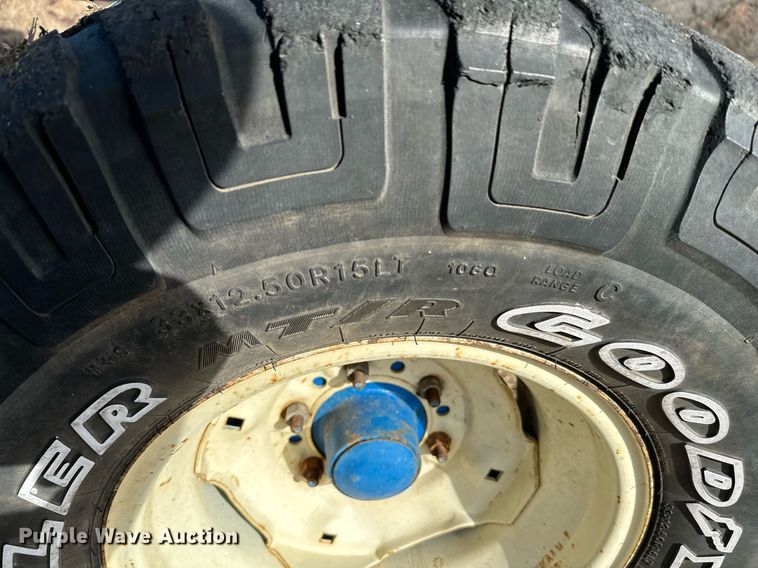 image for item NA9764 Ford 8700 tractor