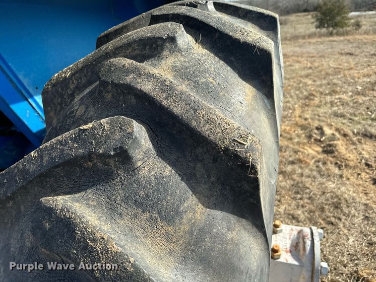 image for item NA9764 Ford 8700 tractor