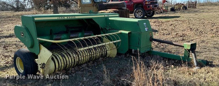 image for item NA9765 John Deere 346 small square baler