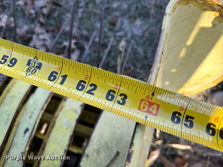 image for item NA9765 John Deere 346 small square baler