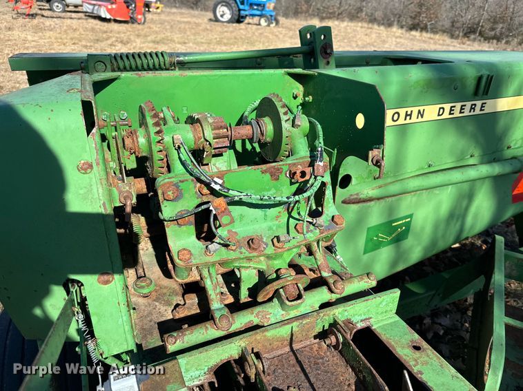 image for item NA9765 John Deere 346 small square baler