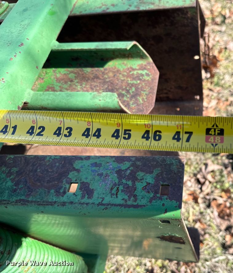 image for item NA9765 John Deere 346 small square baler