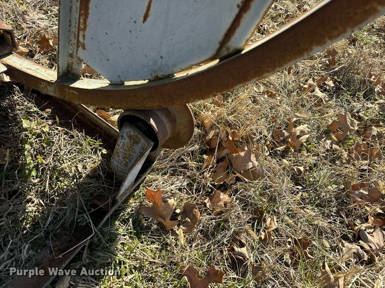 image for item NA9767 Livestock squeeze chute