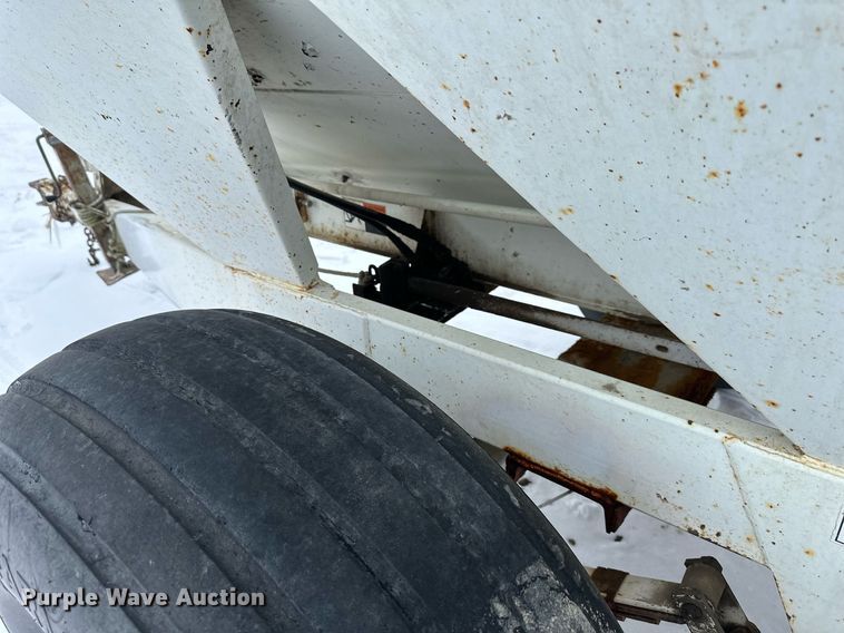 image for item NL9351 Willmar  Super 600 spreader