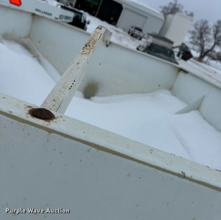 image for item NL9351 Willmar  Super 600 spreader