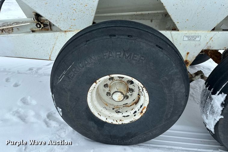 image for item NL9351 Willmar  Super 600 spreader