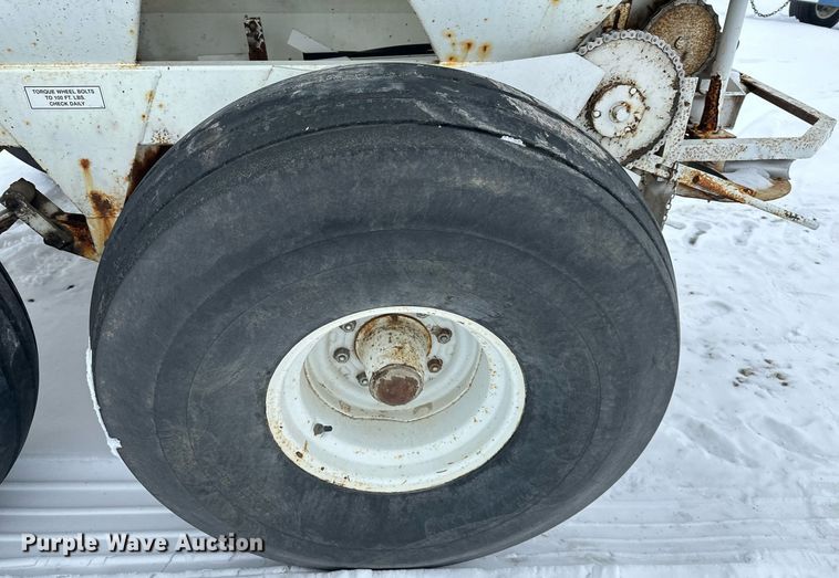 image for item NL9351 Willmar  Super 600 spreader