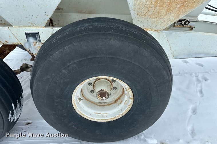 image for item NL9351 Willmar  Super 600 spreader