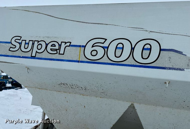 image for item NL9351 Willmar  Super 600 spreader