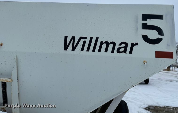 image for item NL9351 Willmar  Super 600 spreader