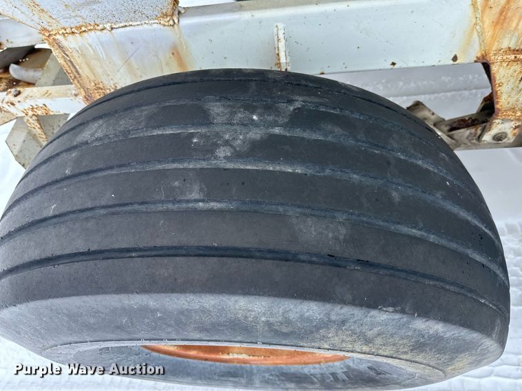 image for item NL9352 Willmar  Super 600 spreader