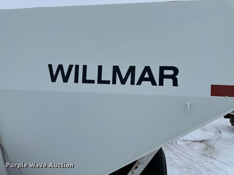 image for item NL9352 Willmar  Super 600 spreader