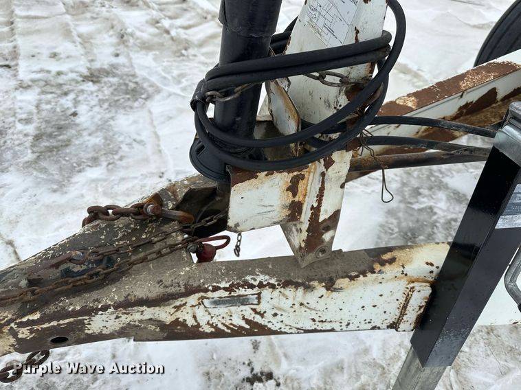 image for item NL9354 Willmar Super 600 spreader