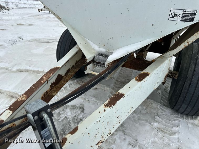 image for item NL9354 Willmar Super 600 spreader