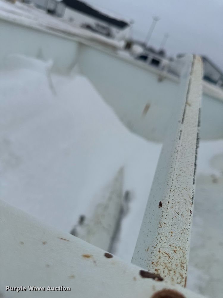 image for item NL9354 Willmar Super 600 spreader