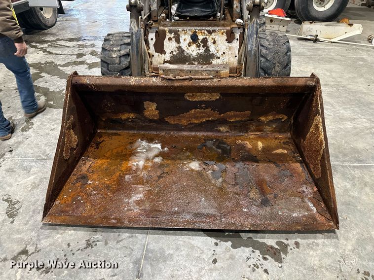 image for item NL9355 2000 Bobcat 873 skid steer loader