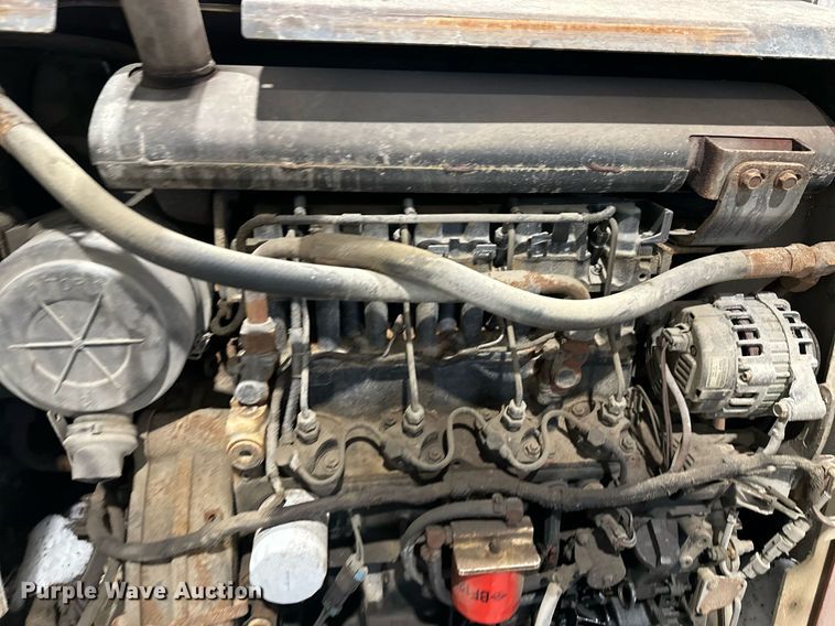 image for item NL9355 2000 Bobcat 873 skid steer loader