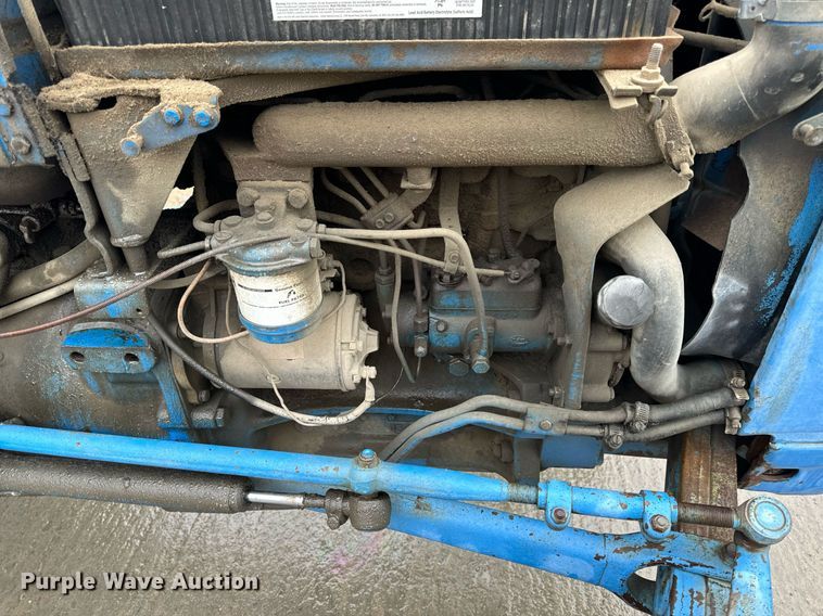 image for item NM9241 1981 Ford 2600 tractor