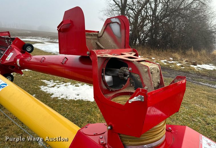 image for item NM9243 Westfield  MKX100-63 auger