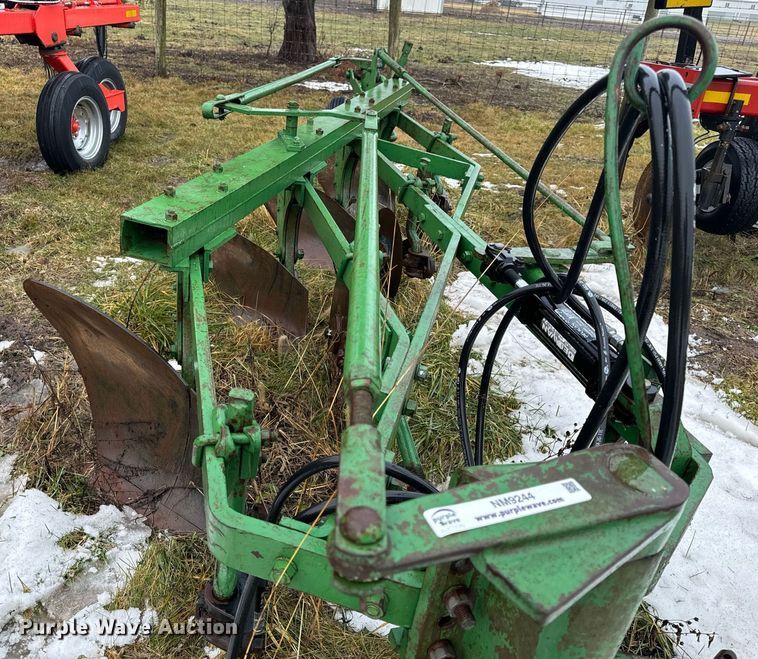 image for item NM9244 John Deere F145 four bottom plow