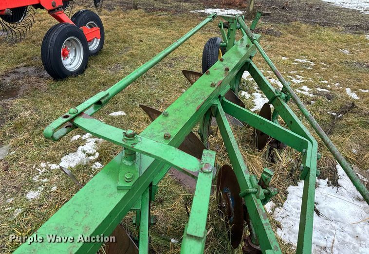 image for item NM9244 John Deere F145 four bottom plow