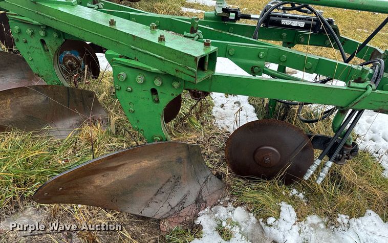 image for item NM9244 John Deere F145 four bottom plow