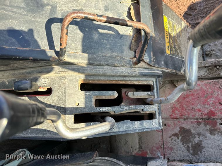 image for item NN9461 International  1086 tractor