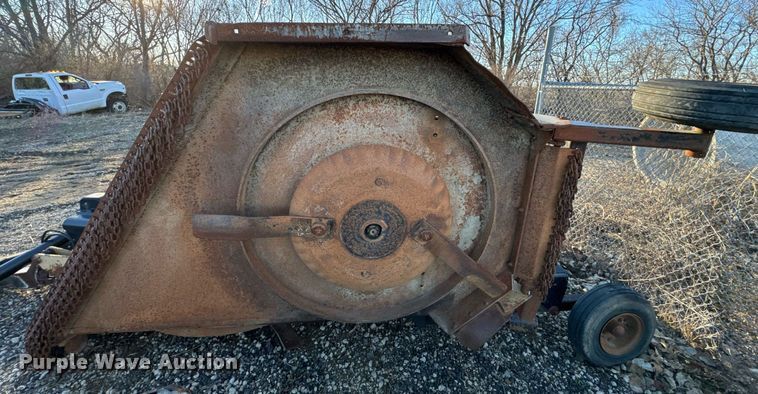 image for item NN9462 Land Pride batwing rotary mower