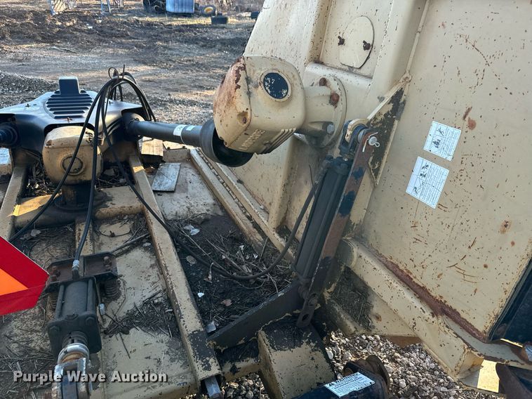 image for item NN9462 Land Pride batwing rotary mower